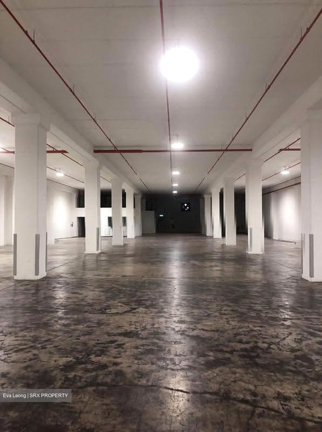 Jalan Buroh (D22), Factory #639971721